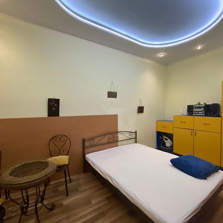 Aleksandr Apartment Odessa Ngoại thất bức ảnh