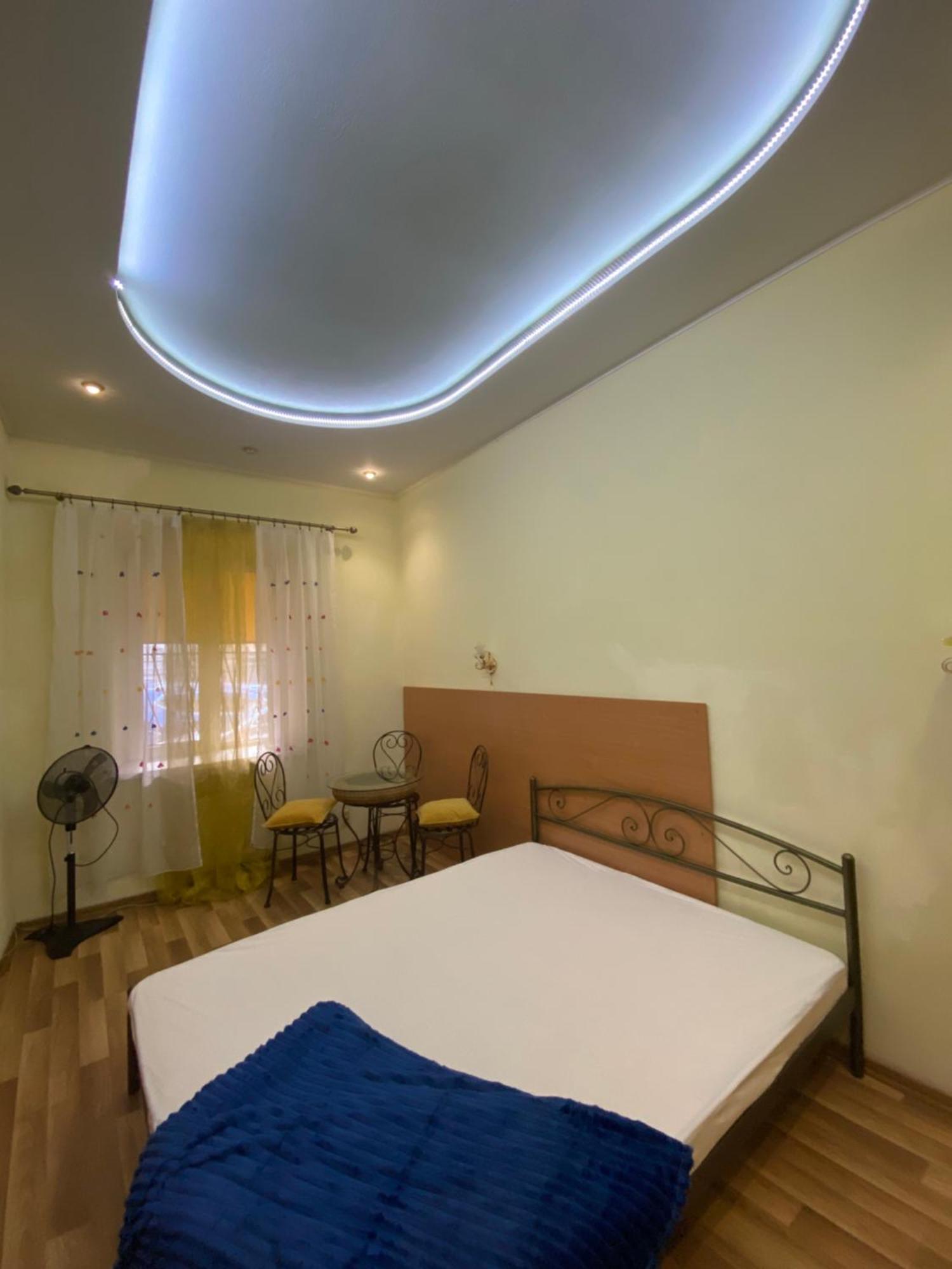 Aleksandr Apartment Odessa Ngoại thất bức ảnh